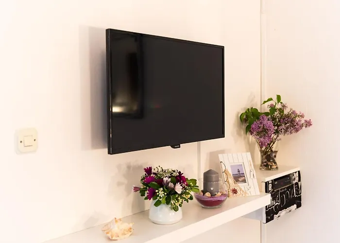 Vera - One-bedroom With Terrace And Sea View Rea *