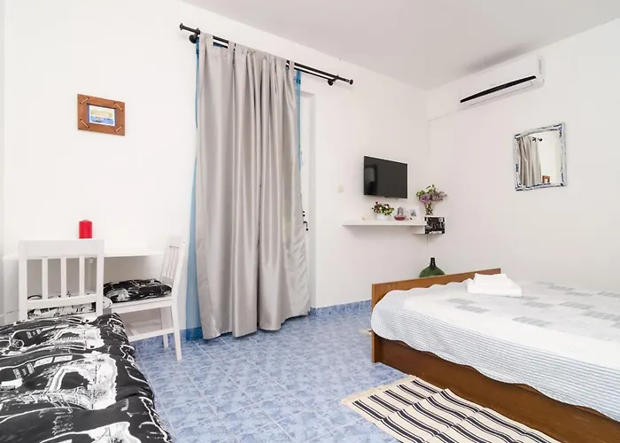 Vera - One-bedroom With Terrace And Sea View Rea Okuklje